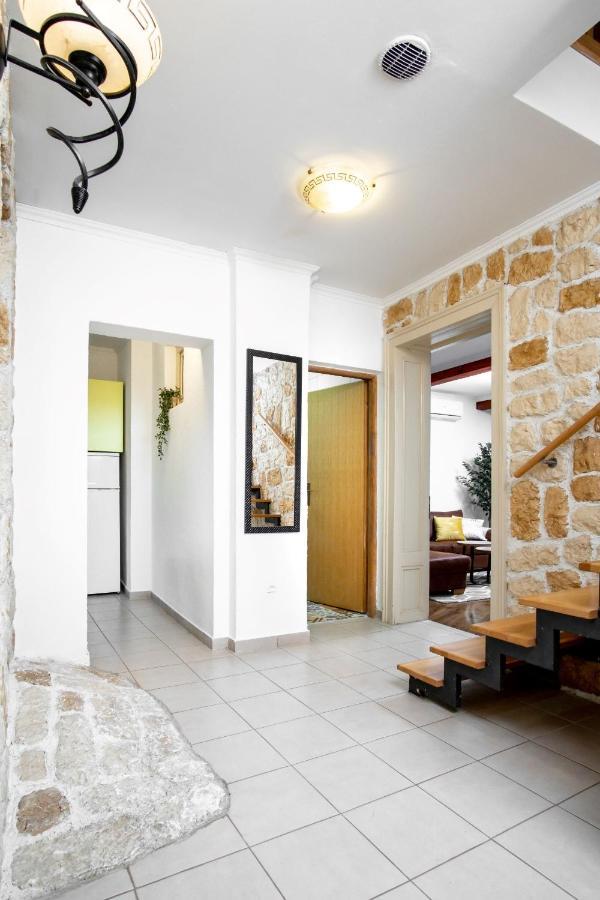 Zollus House Tvrda Apartment Osijek Luaran gambar